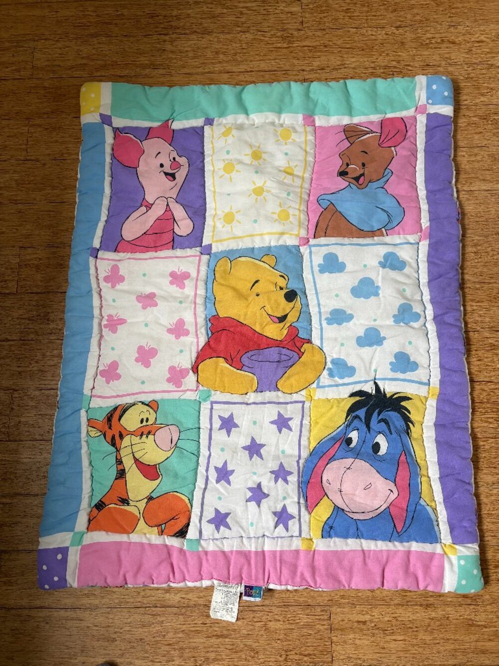 Vintage Winnie the Pooh Eeyore Tigger & More Comforter Baby Crib Blanket 1995